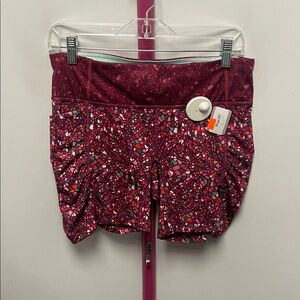 24. Lululemon Shorts With Side Pockets Sz 8